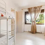 Delmare Delia Maisonette 펜션 *