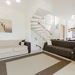 Delmare Delia Maisonette Nyaraló *