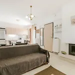 Delmare Delia Maisonette *