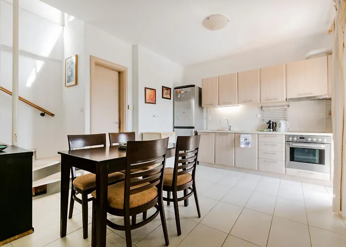Дом отдыха Delmare Delia Maisonette
