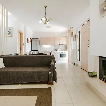 Delmare Delia Maisonette Feriehus Yerakini